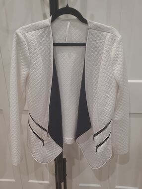 Frank Lyman Design White Quilted Open Blazer with Black Trim